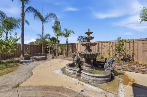 Exterior - 3520 Cockatoo Ct, Oceanside, CA 92057 photo 3 of 4