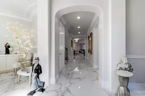 Entry Way - 3520 Cockatoo Ct, Oceanside, CA 92057 photo 1 of 3