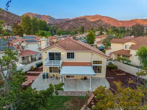 View/Area - 2201 Orange Grove Pl, Escondido, CA 92027 photo 1 of 4