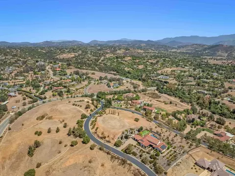 4034 Bridlewood #101, Fallbrook, CA 92028 photo 8