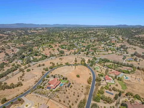 4034 Bridlewood #101, Fallbrook, CA 92028 photo 7