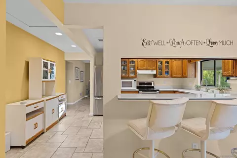 Kitchen - 23746 Barona Mesa, Ramona, CA 92065 photo 6 of 6