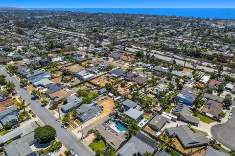 View/Area - 1431 Kurtz St, Oceanside, CA 92054 photo 5 of 6