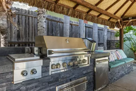 Kitchen - 1431 Kurtz St, Oceanside, CA 92054 photo 1 of 2