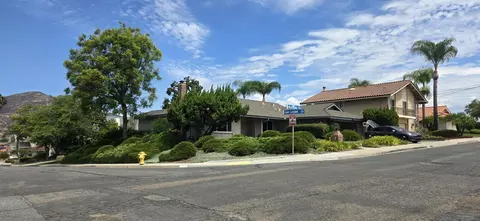 7556 Blue Lk, San Diego, CA 92119