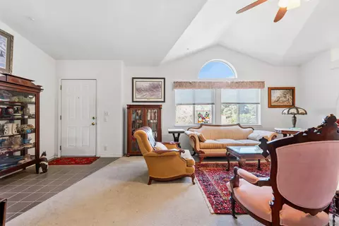 Entry Way - 39506 S Clement St, Boulevard, CA 91905 photo 1 of 3