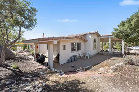 Exterior - 39506 S Clement St, Boulevard, CA 91905 photo 8 of 10