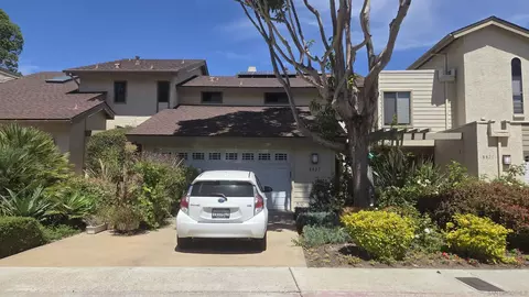 8827 Via Andar, San Diego, CA 92122