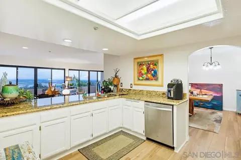Kitchen - 9634 Eucalyptus St, Spring Valley, CA 91977 photo 3 of 5