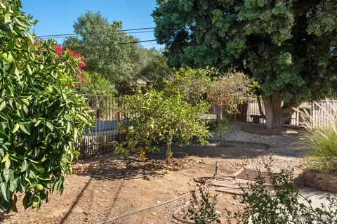 Exterior - 1242 Hillcrest Ln, Fallbrook, CA 92028 photo 8 of 19