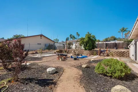 Exterior - 1242 Hillcrest Ln, Fallbrook, CA 92028 photo 19 of 19