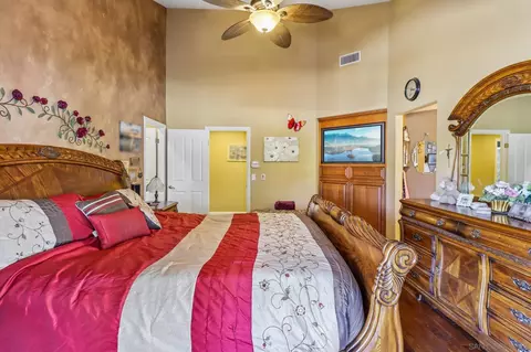 Bedroom - 9086 Hunter Pass, Alpine, CA 91901 photo 6 of 9