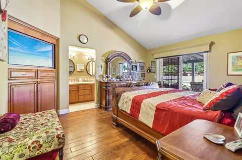 Bedroom - 9086 Hunter Pass, Alpine, CA 91901 photo 4 of 9