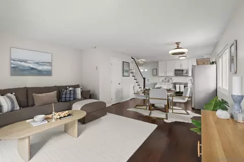 4477 Mentone St # 211, San Diego, CA 92107