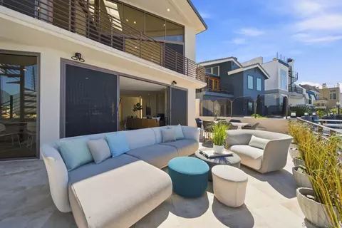 Exterior - 25 The Pt, Coronado, CA 92118 photo 9 of 21