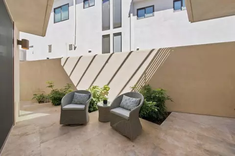 Exterior - 25 The Pt, Coronado, CA 92118 photo 15 of 21