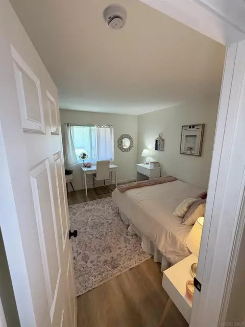 6576 Bell Bluff Ave #B, San Diego, CA 92119