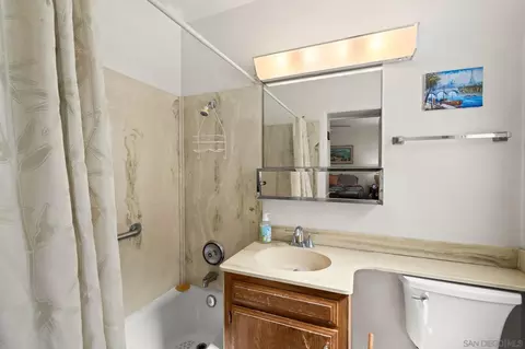 Bath - 450 J, Coronado, CA 92118 photo 1 of 2
