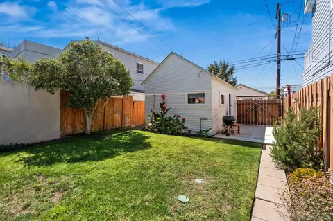 Exterior - 450 J, Coronado, CA 92118 photo 9 of 10