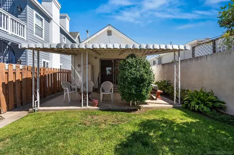 Exterior - 450 J, Coronado, CA 92118 photo 7 of 10