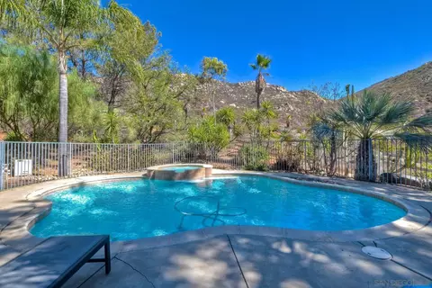 Exterior - 25766 Caryn Ct, Ramona, CA 92065 photo 4 of 9