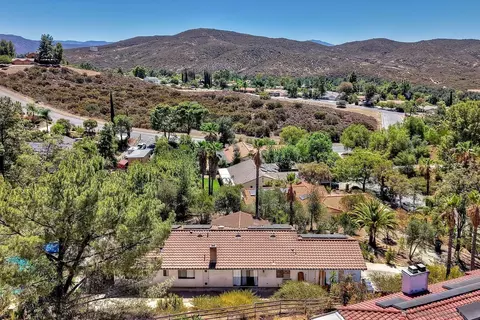 View/Area - 25766 Caryn Ct, Ramona, CA 92065 photo 11 of 13