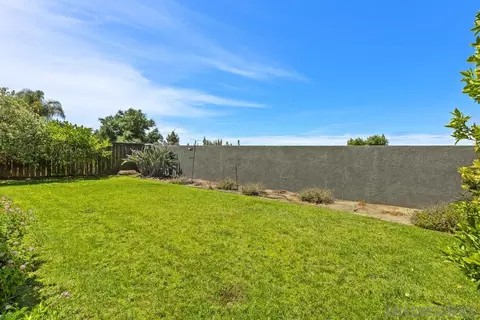 Exterior - 4981 Calle Arquero, Oceanside, CA 92057 photo 4 of 6