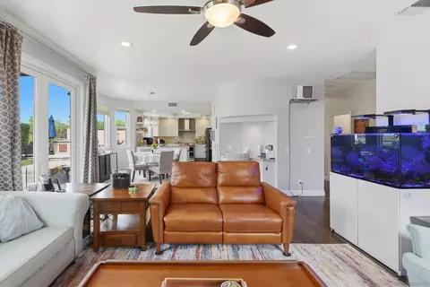 Living - 614 Cabezon Pl, Vista, CA 92081 photo 3 of 3