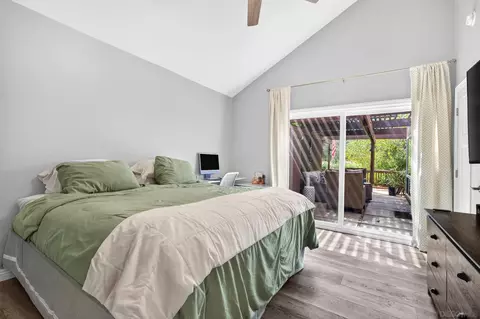 Bedroom - 23949 Green Haven Ln, Ramona, CA 92065 photo 2 of 4