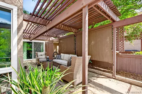 Exterior - 23949 Green Haven Ln, Ramona, CA 92065 photo 6 of 10