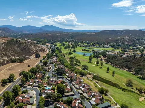 View/Area - 23949 Green Haven Ln, Ramona, CA 92065 photo 6 of 10