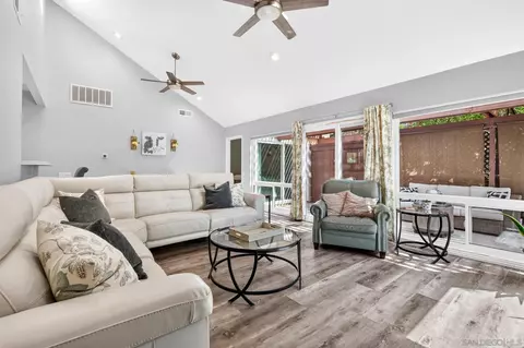 Living - 23949 Green Haven Ln, Ramona, CA 92065 photo 5 of 6