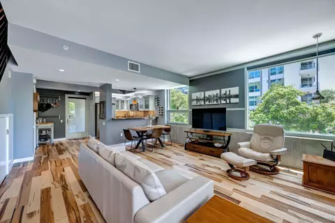 321 10th Ave #212, San Diego, CA 92101