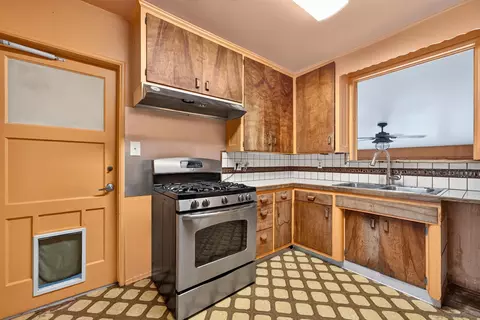 Kitchen - 7839 Barton Dr, Lemon Grove, CA 91945 photo 2 of 5