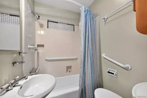 Bath - 7839 Barton Dr, Lemon Grove, CA 91945 photo 3 of 3