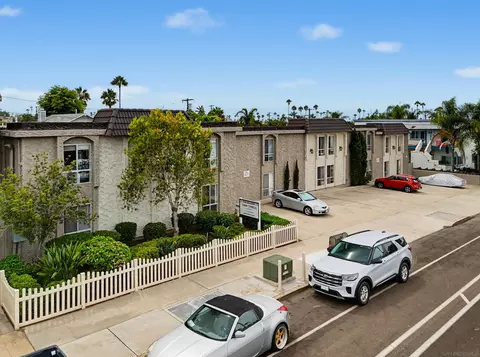 4649 Voltaire St, San Diego, CA 92107