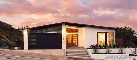 4985 Pacifica Dr, San Diego, CA 92109