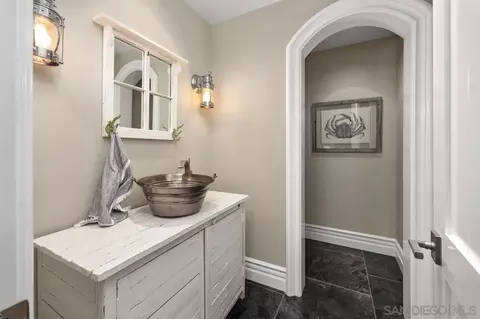 Bath - 501 First St, Coronado, CA 92118 photo 3 of 3
