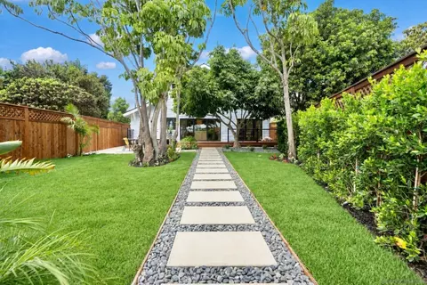 Exterior - 1312 3rd St, Coronado, CA 92118 photo 9 of 14