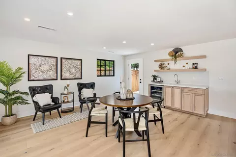Dining - 1312 3rd St, Coronado, CA 92118 photo 2 of 5