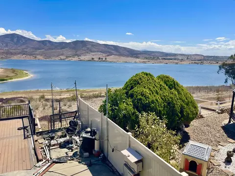 View/Area - 173 Via Tapia, Spring Valley, CA 91977 photo 3 of 9