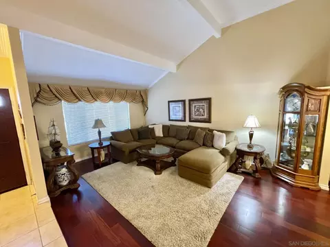 Living - 173 Via Tapia, Spring Valley, CA 91977 photo 3 of 6