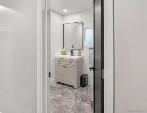 Bath - 14430 Rios Canyon Rd, El Cajon, CA 92021 photo 4 of 5
