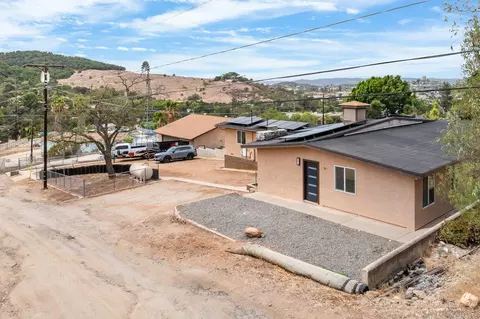 View/Area - 14430 Rios Canyon Rd, El Cajon, CA 92021 photo 2 of 17