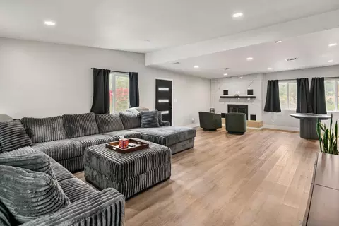 Living - 14430 Rios Canyon Rd, El Cajon, CA 92021 photo 1 of 6