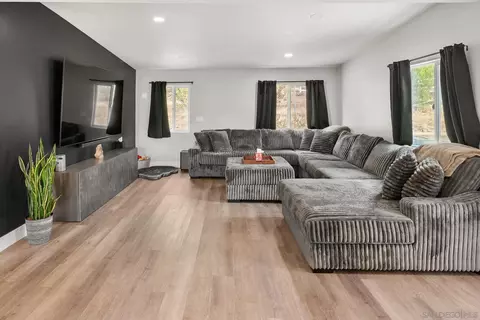 Living - 14430 Rios Canyon Rd, El Cajon, CA 92021 photo 5 of 6