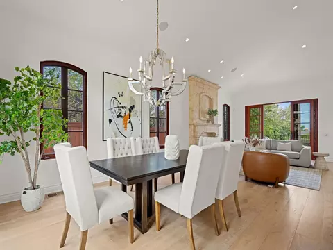 Dining - 1385 Park Row, La Jolla, CA 92037 photo 4 of 5