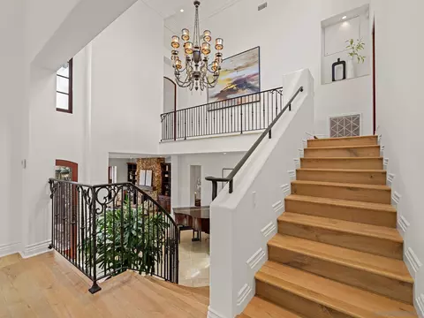 Entry Way - 1385 Park Row, La Jolla, CA 92037 photo 4 of 4