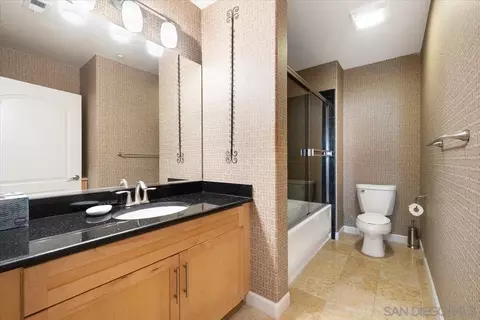 Bath - 1019 Costa Pacifica Way #1302, Oceanside, CA 92054 photo 3 of 3