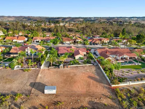View/Area - 12834 Rockwell, Poway, CA 92064 photo 2 of 13